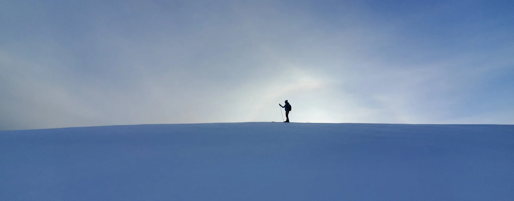 Cross Country Skiing in the Yukon Wilderness Cross Country Skiing in the Yukon Wilderness